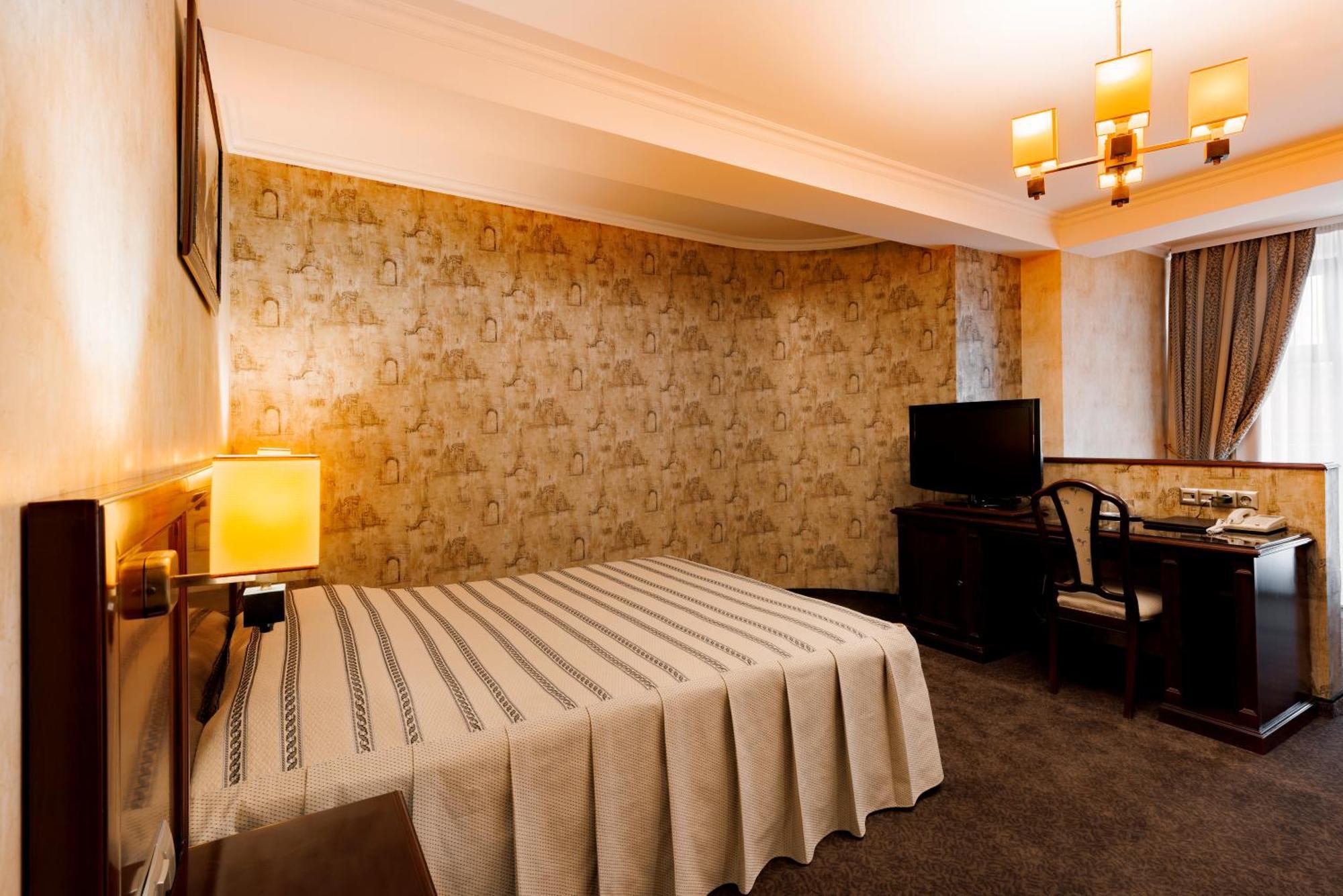 President Hotel